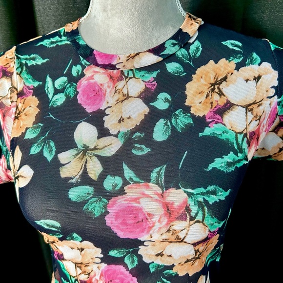 Ijoah Black Semi-Sheer Mesh Pink, Orange Floral Fitted Top, Size S - Picture 3 of 8